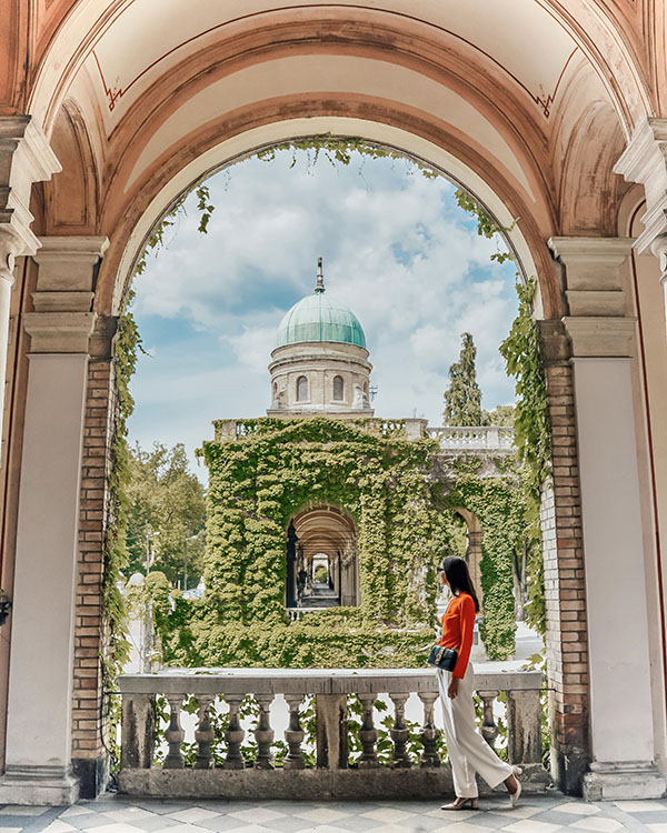 8. Mirogoj Cemetery