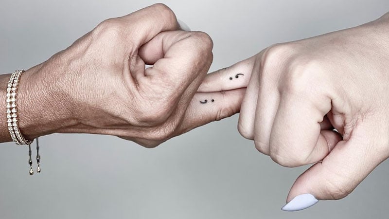 Top 141+ wrist small henna tattoo latest