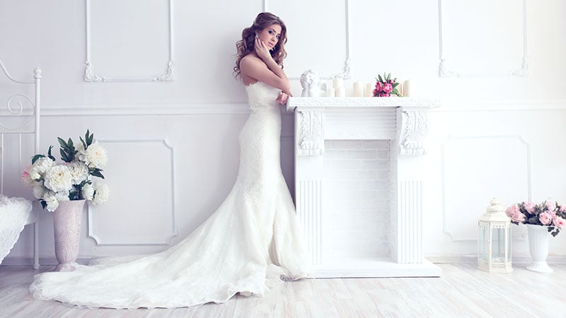 Elegant Wedding Dress with Dramatic Lace Train