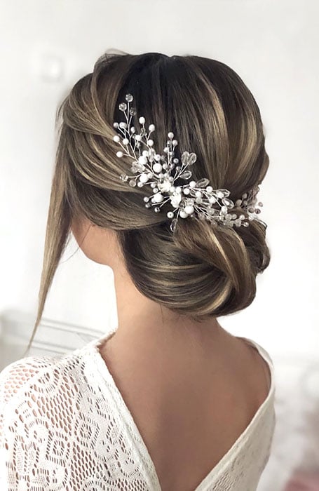 Bridal Hairstyle With Hair Comb