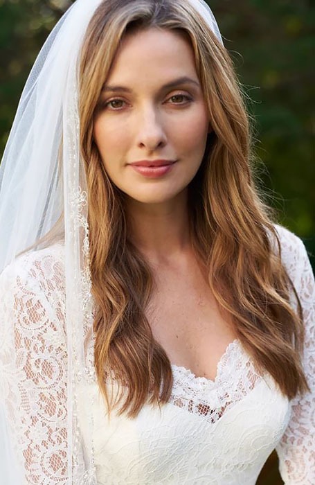 19 Medium-Length Wedding Hairstyles Perfect For Your Big Day