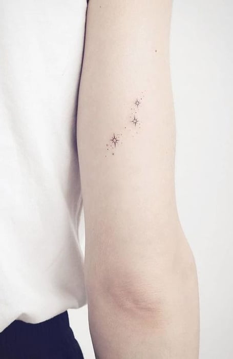 30 Cool Small Tattoos For Women In 21 The Trend Spotter