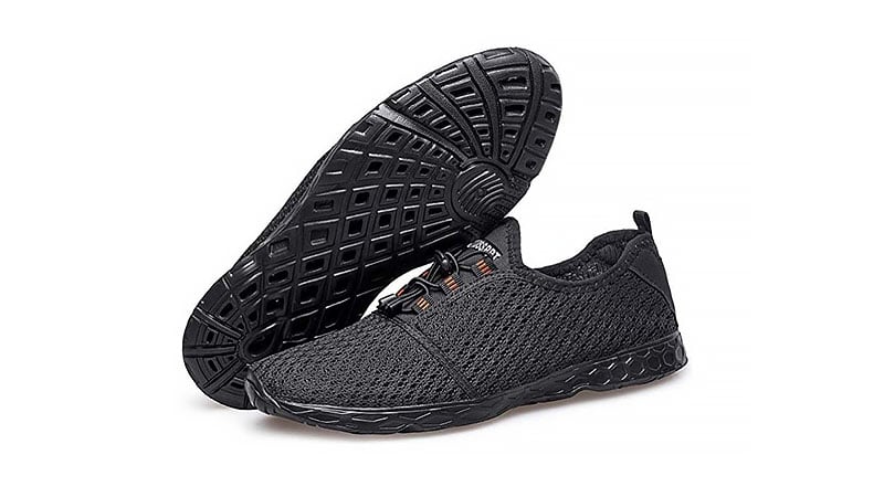 cushioned water shoes