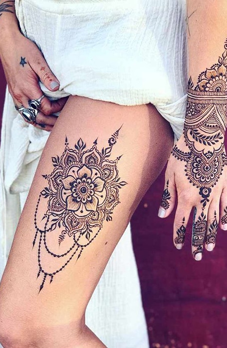 Mehndi. Henna Pattern on Model`s Foot. UAE. Stock Photo - Image of close,  fashion: 102892558