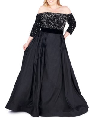 Plus Size Off The Shoulder 3:4 Sleeve Gown W: Jersey Bodice