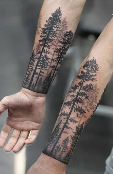 Männer hand tattoo für SKIN STORIES