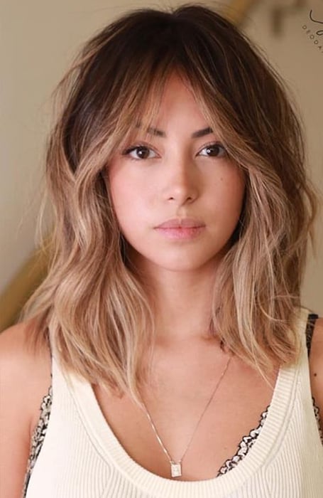 28 Best Medium Length Hairstyles Haircuts For Women In 2021