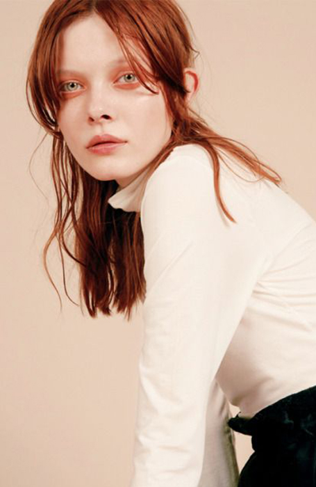 28 Best Medium Length Hairstyles Haircuts For Women In 2020