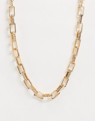 Designb Chunky Chain In Gold With Engraved Rectangular Links