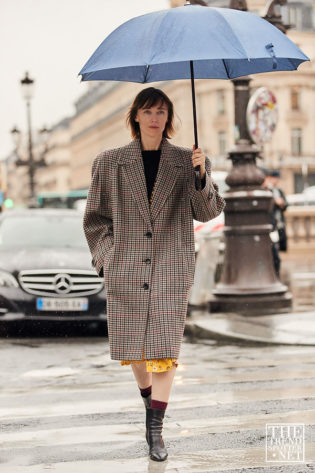 Paris Fashion Week Autumn Winter 2020 Street Style 309