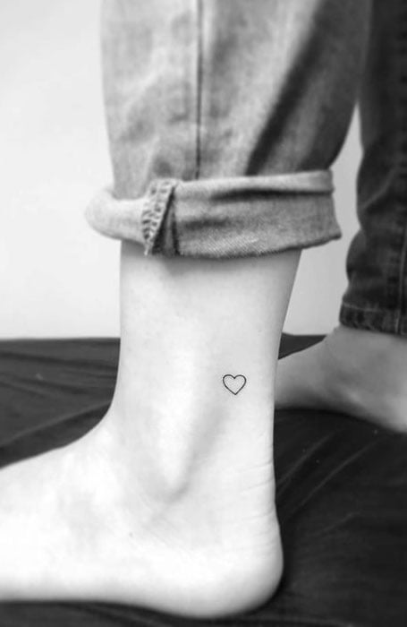 30 Simple and Small Tattoos Ideas for Women