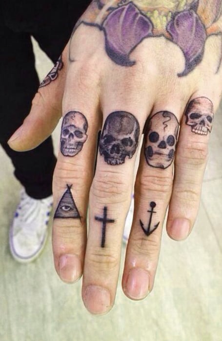 Skull Finger Tattoo