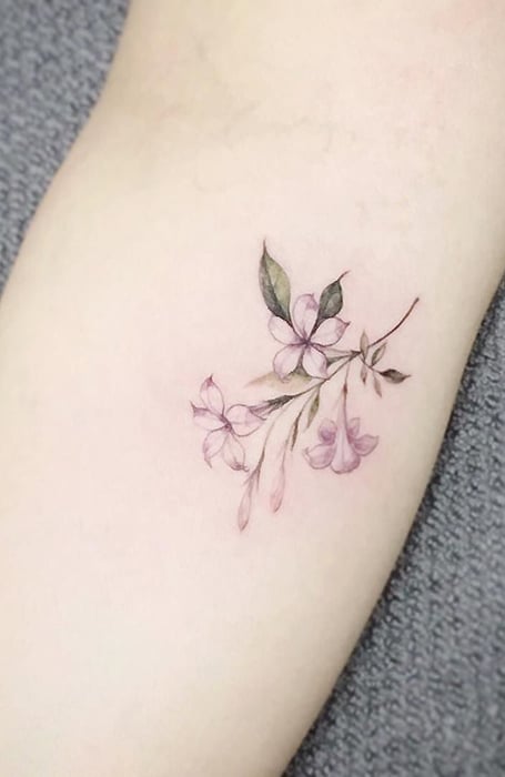 41 Best Small Flower Tattoos For Women  Beautyholo