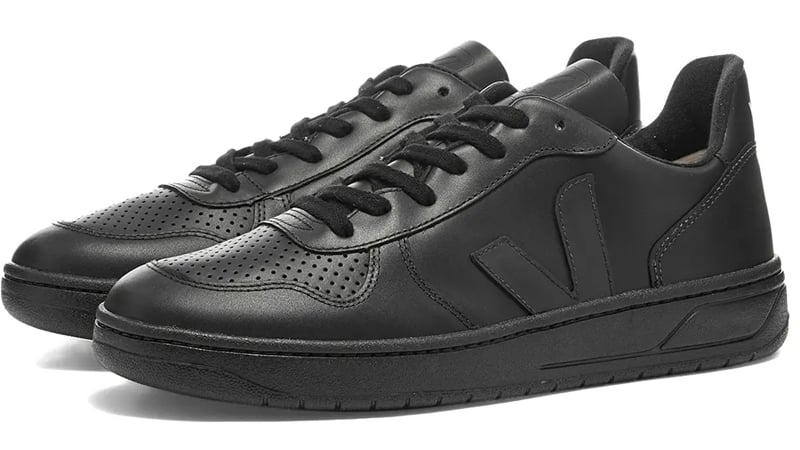 mens black tennis shoes on sale