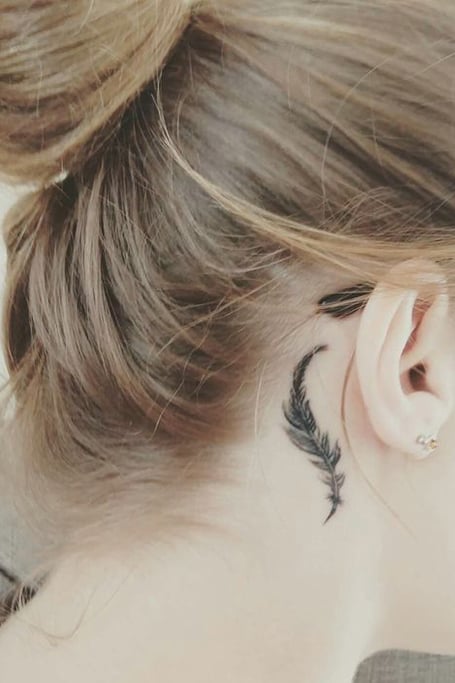 20 Cute Behind the Ear Tattoos for Women in 2023 - The Trend Spotter 20 Cute Behind the Ear Tattoos for Women in 2023 - The Trend Spotter
