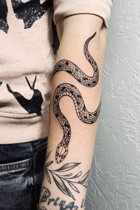 What Does A Snake Tattoo Symbolize