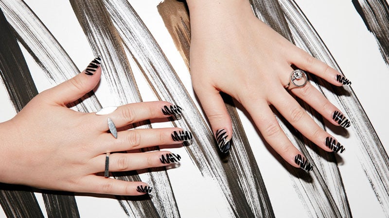 LOUIS VUITTON NAIL ART DESIGN 2020 