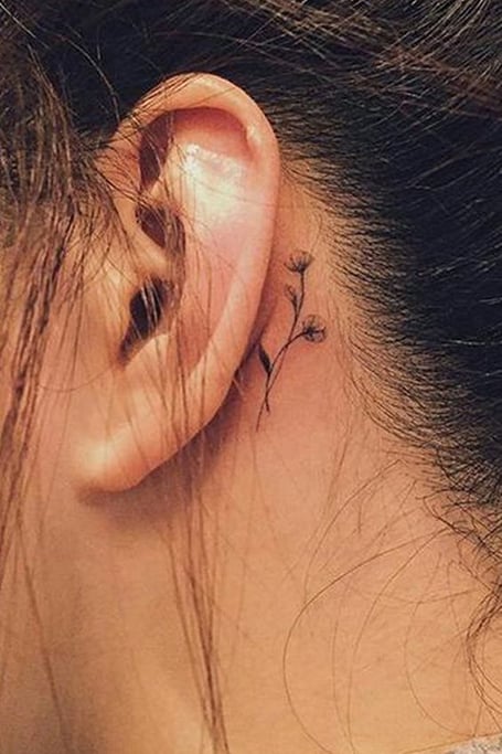 20 Cute Behind The Ear Tattoos For