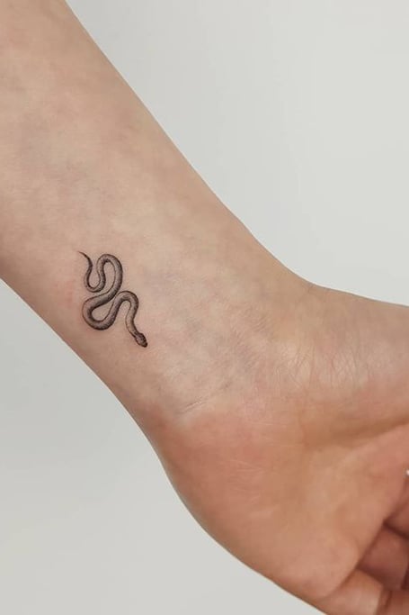 A ink tattoo - Snake #tattoo Design #Designs #tattoo flower #flowers #tattoo  flowers #tattooing #tattoo style #black tattoo #tattoo life #tattoo ideas # tattoo Inspiration #tattoo watercolor #watercolor #chinese tattoo #Linework  #line work
