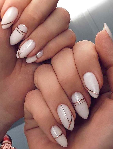 White And Gold Nail Designs