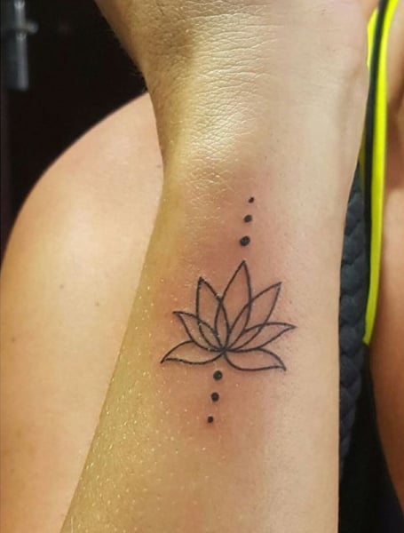 Simple Lotus Flower Ink