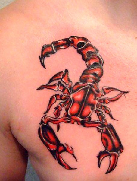 Tatuaggio dello scorpione rosso