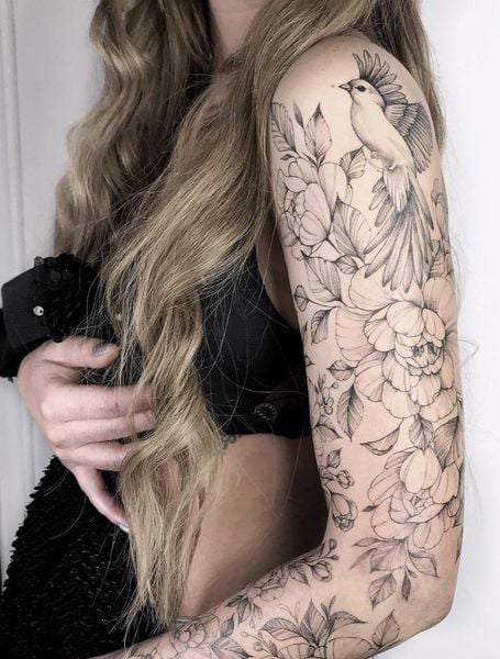 strand Ruïneren Doe mee 80 Coolest Sleeve Tattoos for Women in 2023 - The Trend Spotter