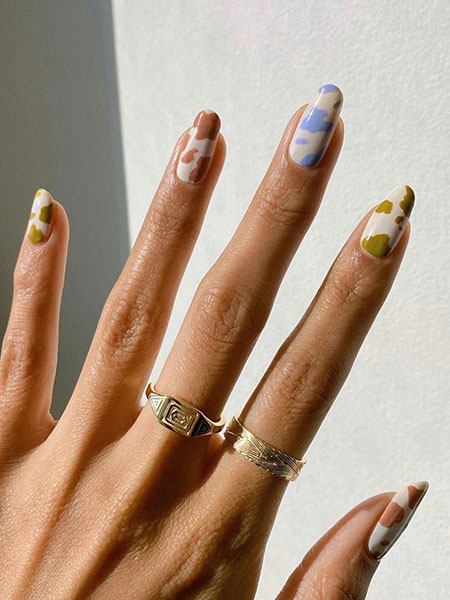 65 Winter Nail Ideas You'll Want to Copy in 2023 | Glamour