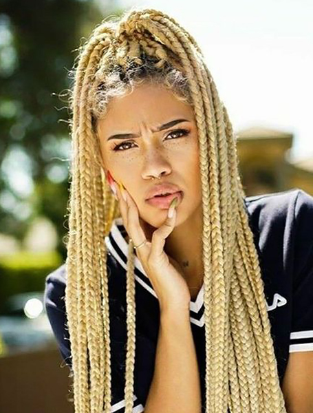 medium knotless box braids long