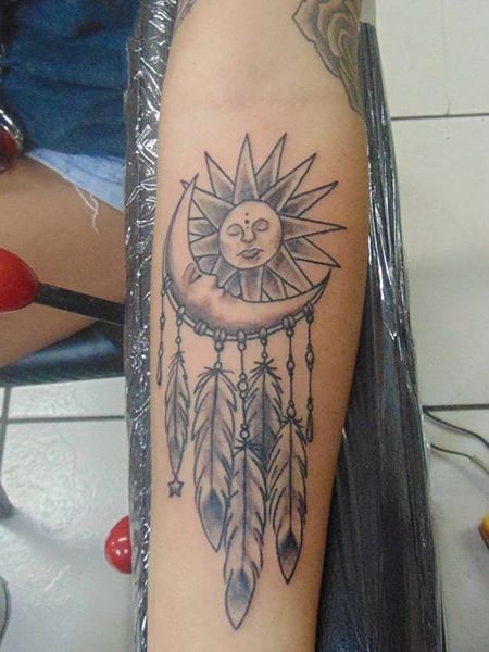 Unforgettable Moon Tattoos For Women In 21 The Trend Spotter