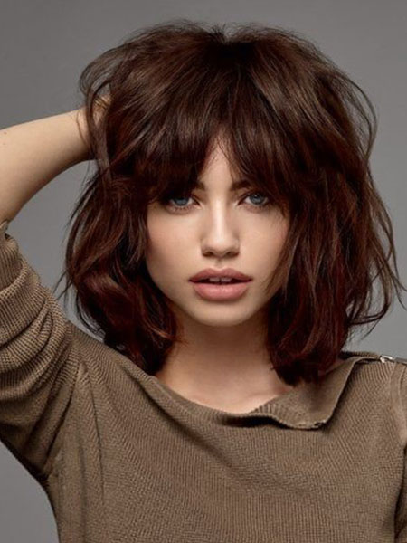 20 Best Haircuts for Women with Round Shaped Faces