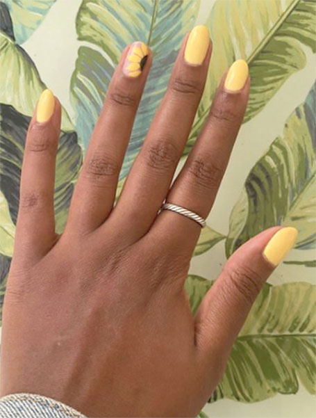 Sunflower Feature Nails