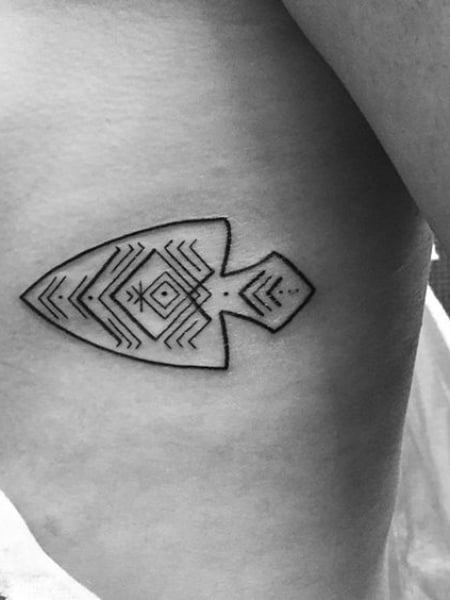 81 Arrowhead Tattoos: Extremely Cool Designs For The Bold [2023] |  Spiritustattoo.com