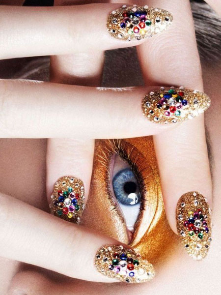 39 Head-Turning Glitter Nail Designs