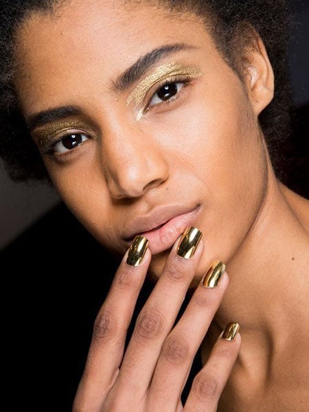 20 Stylish Gold Nail Design Ideas for 2023 - The Trend Spotter