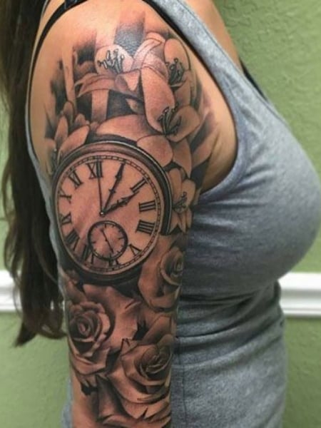 Unterarm frauen tattoo Tätowierungen Frauen