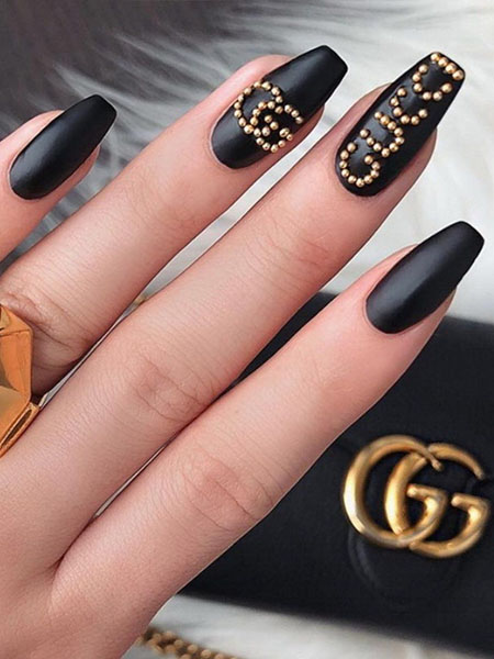 100+ Coffin Black and Gold Nails (2023) - TailoringinHindi