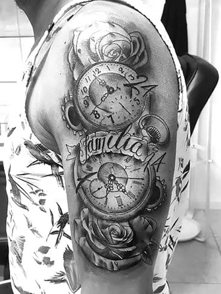 55 Awesome Clock Shoulder Tattoos