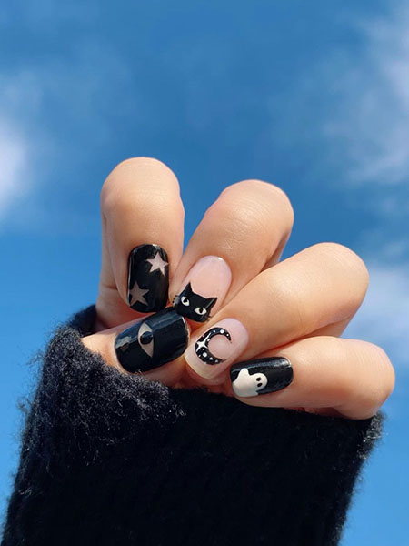 Cute Black Nail Art