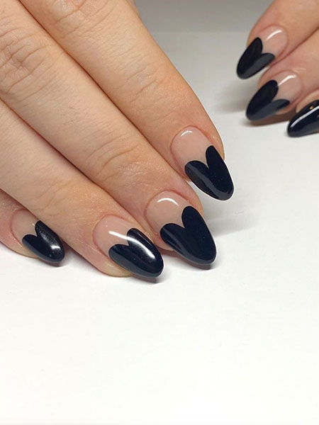 23 Black Nail Designs to Try in 2023 - The Trend Spotter