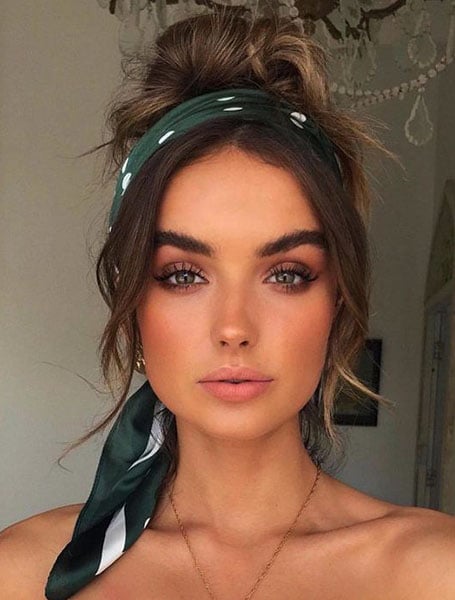 23 Cute Bandana Hairstyles You Will Love - The Trend Spotter