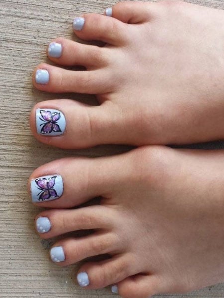 Butterfly Toe Nails