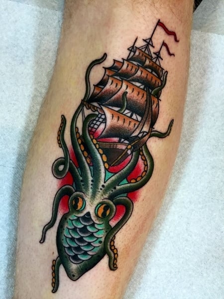 30 Incredible American Traditional Tattoo Designs - The Trend Spotter 30 Incredible American Traditional Tattoo Designs - The Trend Spotter