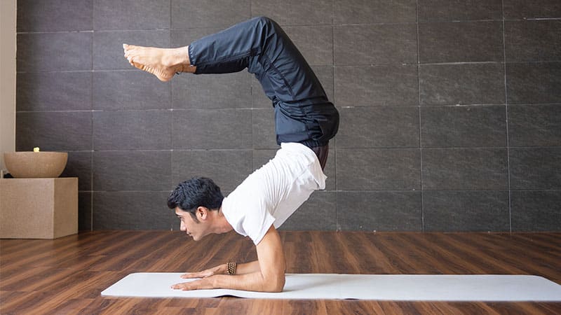 Yoga Clothes Around Men