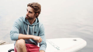 25 Carefree Surfer Hairstyles For Men