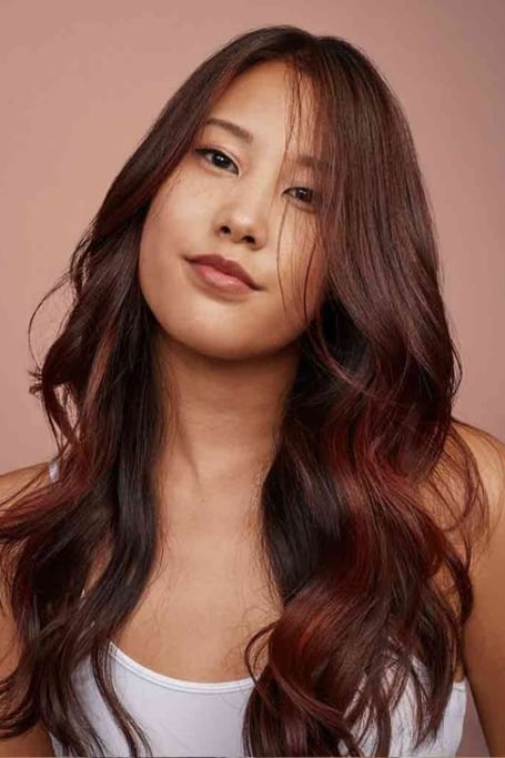 5 Fun Ways To Rock Burgundy Hair Color – Garnier India
