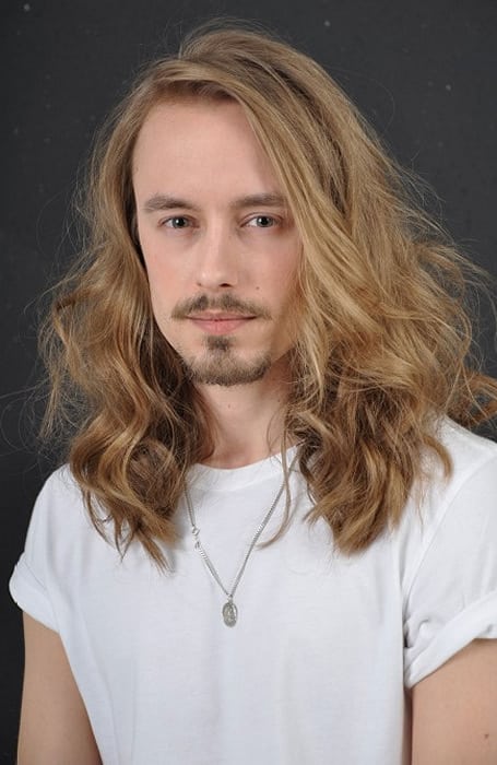 20 Handsome Long Wavy Hairstyles for Men  HairstyleCamp