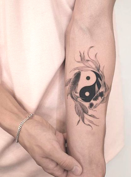 Simple blackwork white and black koi fish  wwwotziappcom  La tattoo Avatar  tattoo Minimalist tattoo