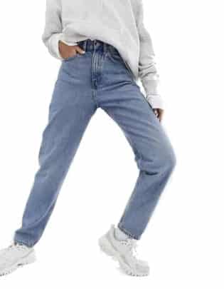 Weekday Lash Organic Cotton Oversized Mom Jean In Light Blue