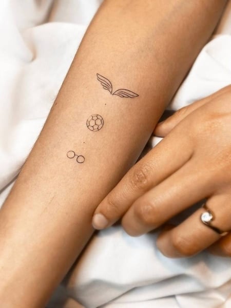 Minimalist Tattoos Where Art Meets Simplicity  Glaminaticom